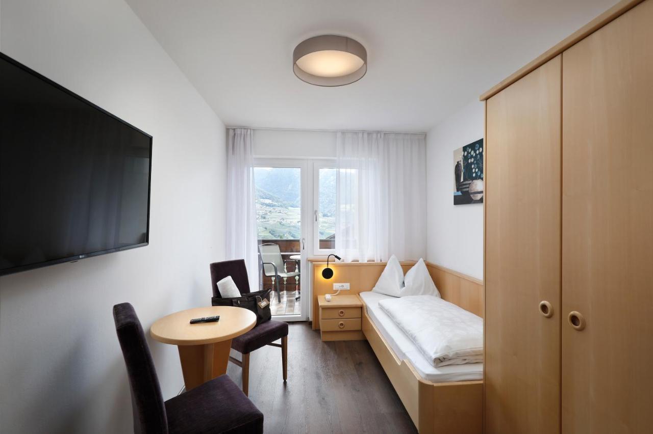 Single Room Balcony,1233870473:JPEG